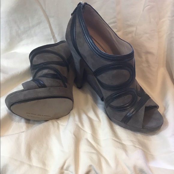 Via Spiga Peep Toe Booties - Picture 2 of 4